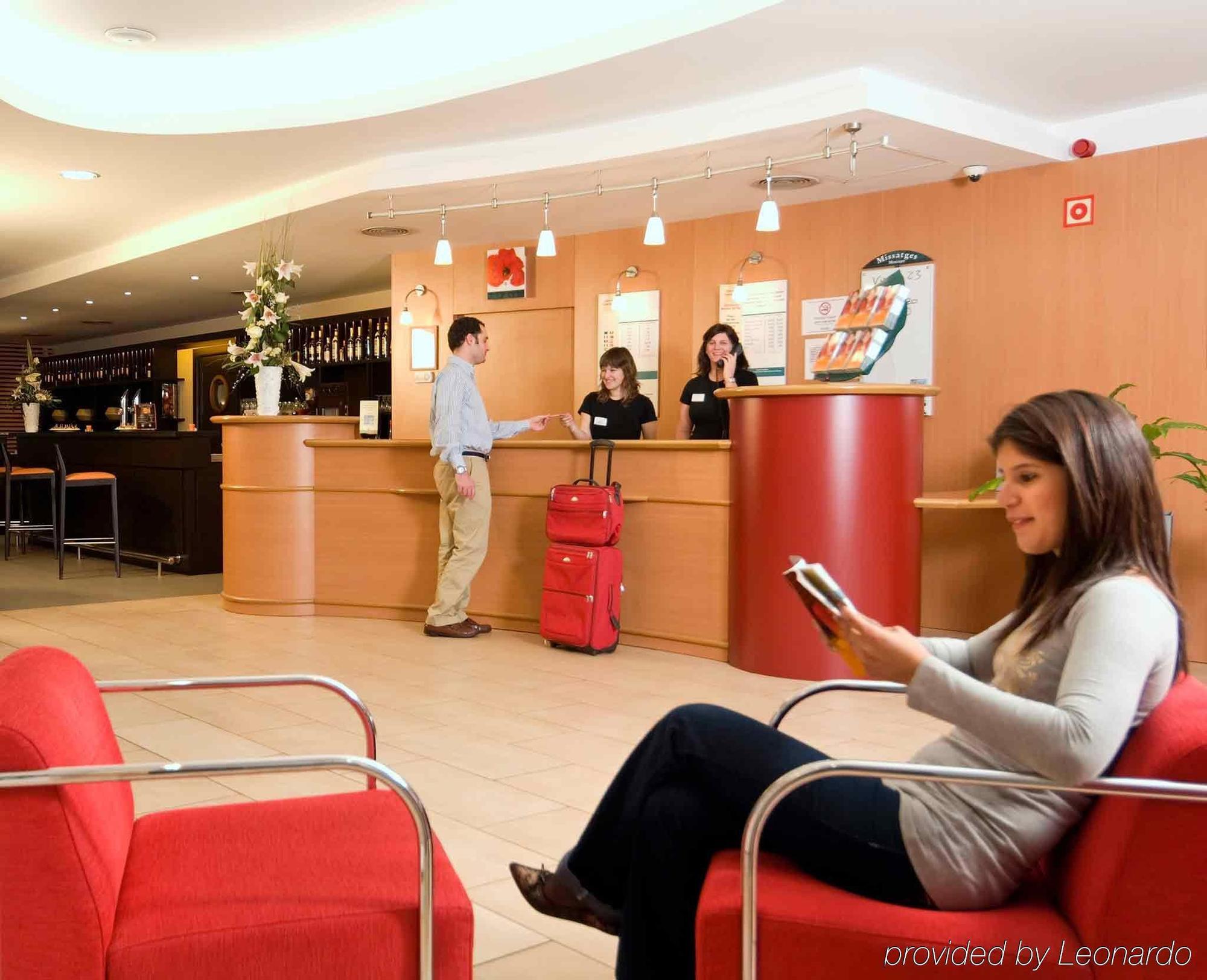 מלון Ibis Barcelona מולינס דה ריי מראה חיצוני תמונה