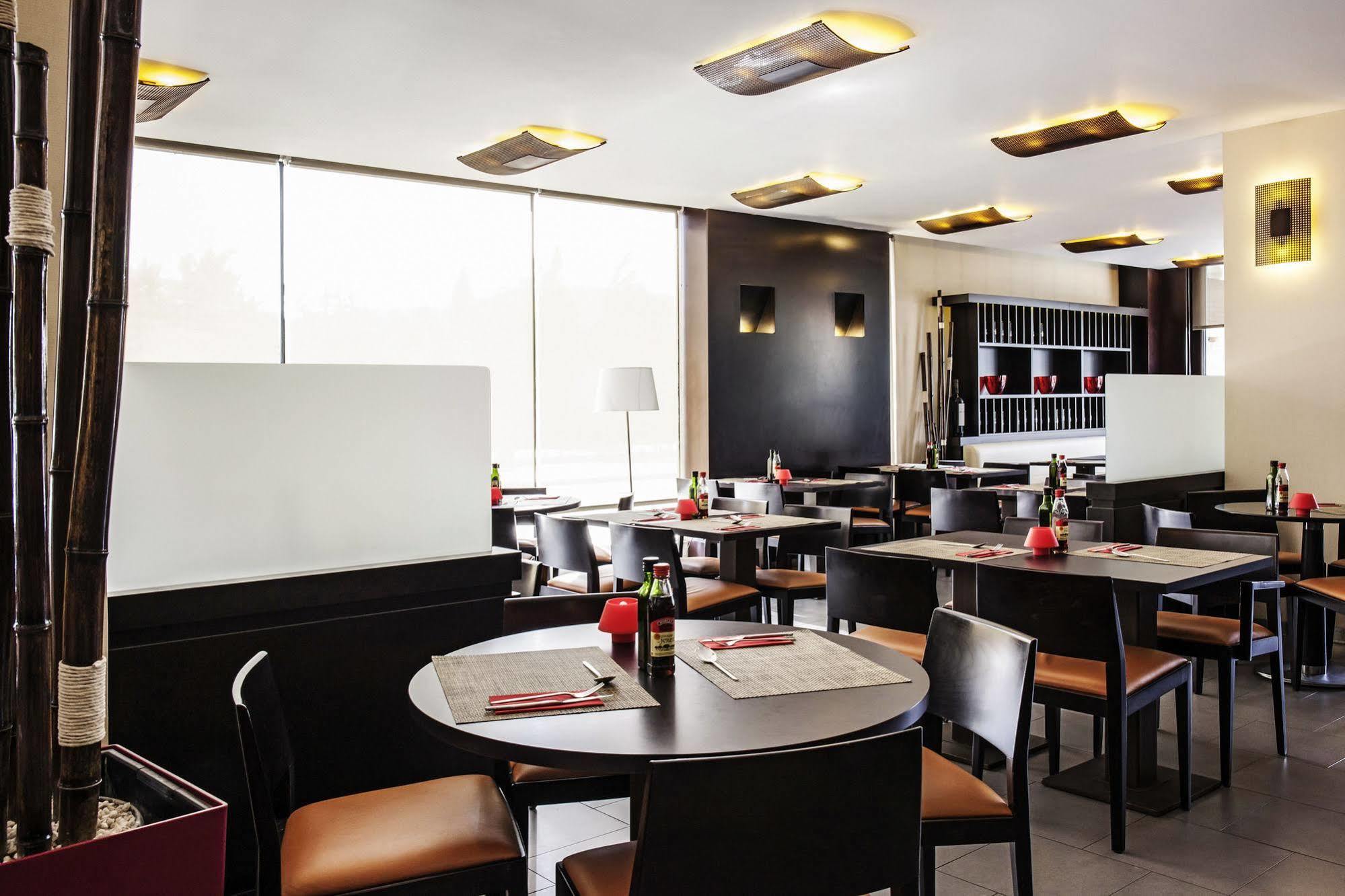 מלון Ibis Barcelona מולינס דה ריי מראה חיצוני תמונה